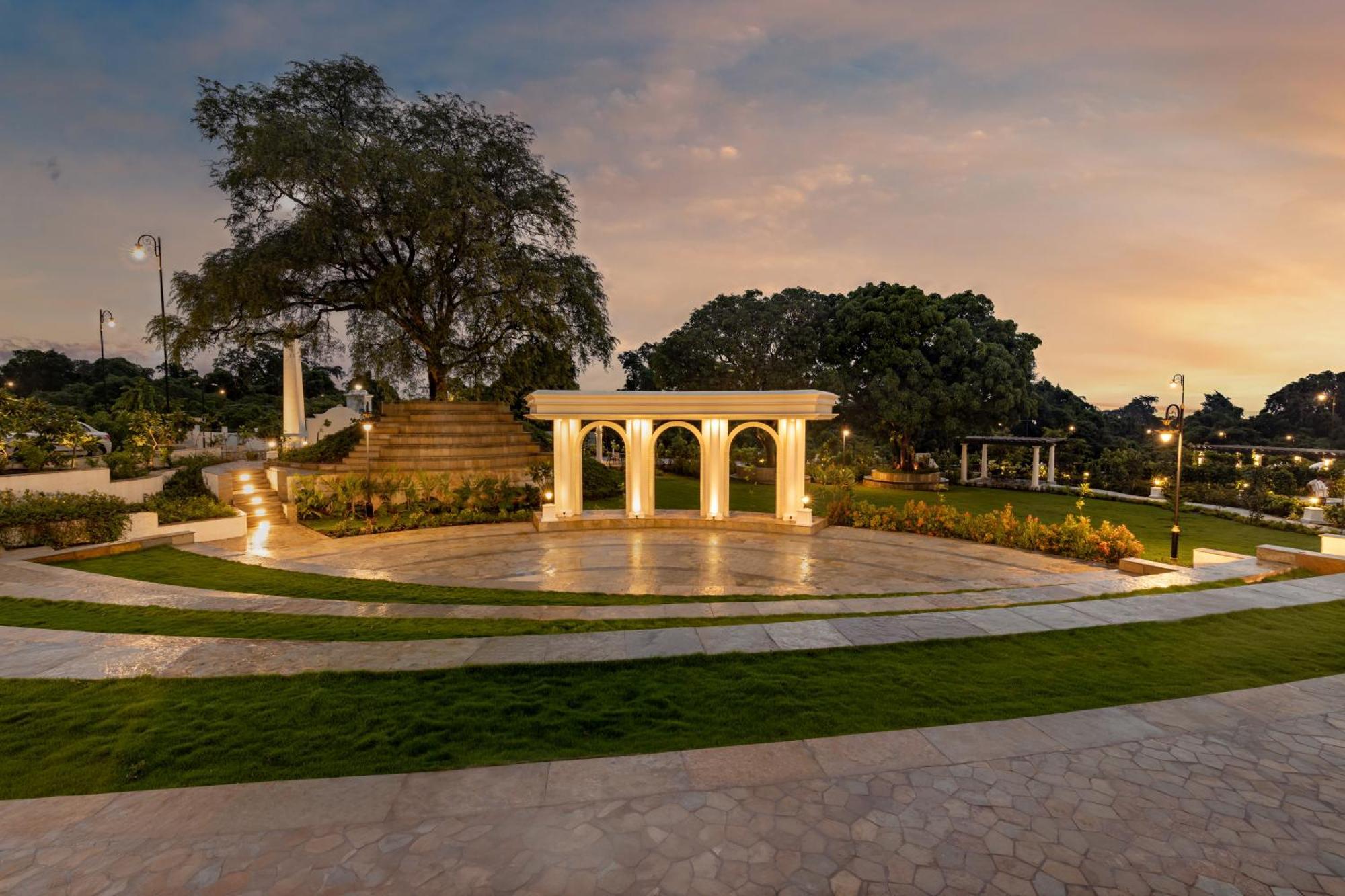Отель Imperial Goa Старый Гоа Экстерьер фото
